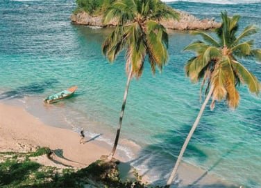 Boat Tour in Samana to isolated Ermitano beach